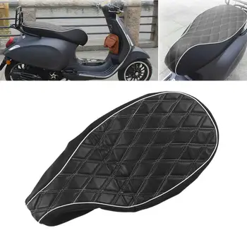 Модификация мотоцикла: кожаный чехол для Vespa 125/150 Изображение