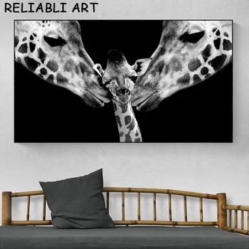 Счастливая семья жирафов Картина на холсте Черно-белый плакат и принты Настенные художественные картины для гостиной домашнего декора без рамки Изображение