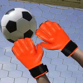 Футбольные вратарские перчатки Латексные Перчатки с защитой ладоней и прочными захватами Для отличной игры вратарей Противоскользящий латекс Изображение