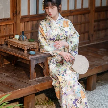 Японское Улучшенное кимоно GentleBreeze, женский халат с цветочным рисунком в стиле ретро, Милая девушка, путешествующая на съемку, вечернее платье в цвету вишни Изображение